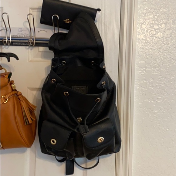 Backpack - Picture 4 of 5